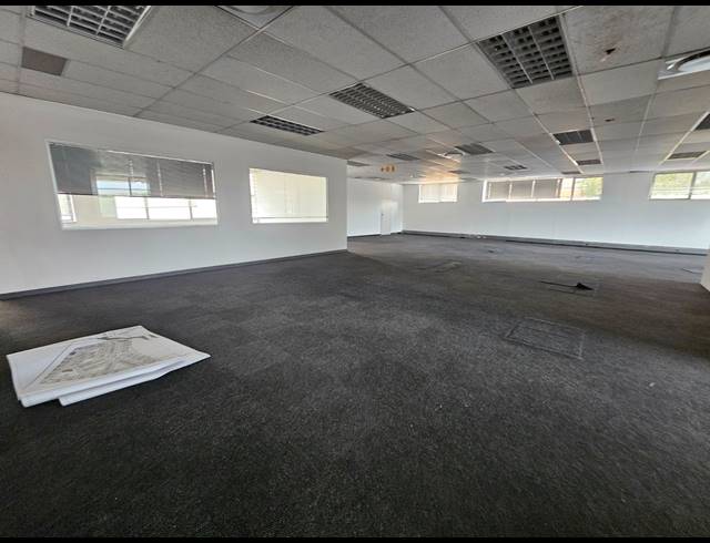 6,561M² WAREHOUSE TO LET IN HUGHES